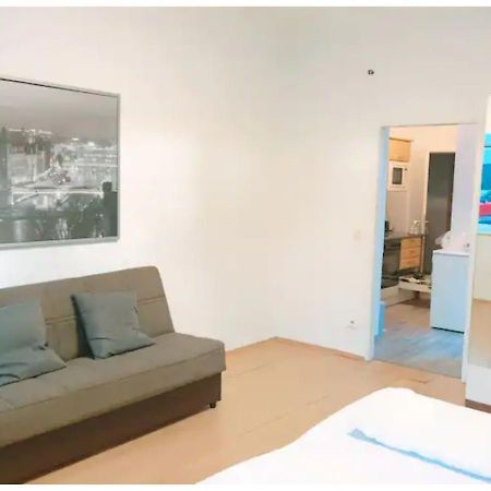 Sweet 1Br Apt. Simmering - Ideal For Longstays Wenen Buitenkant foto